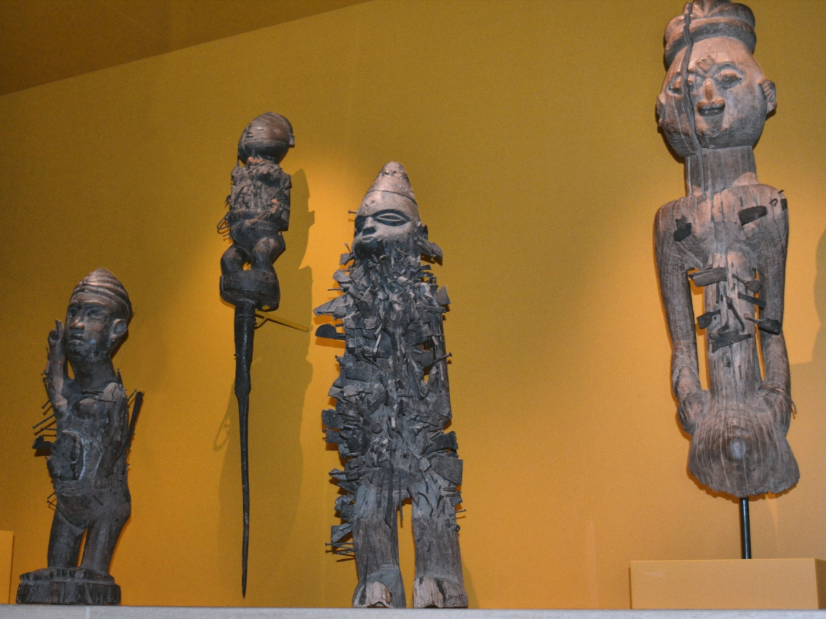 Congolese kunst en standbeelden